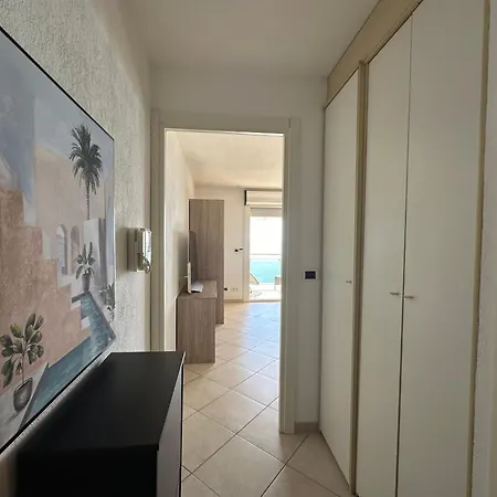 Апартаменты Vue Limitrophe A Monaco Рокебрюн — Кап-Мартен